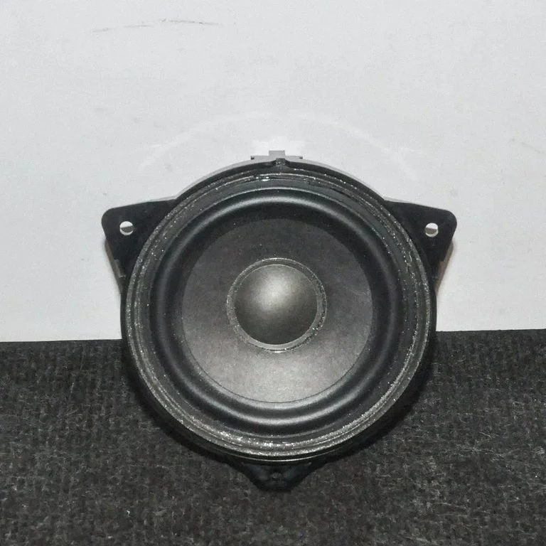 Cita salona detaļa 8V0035416