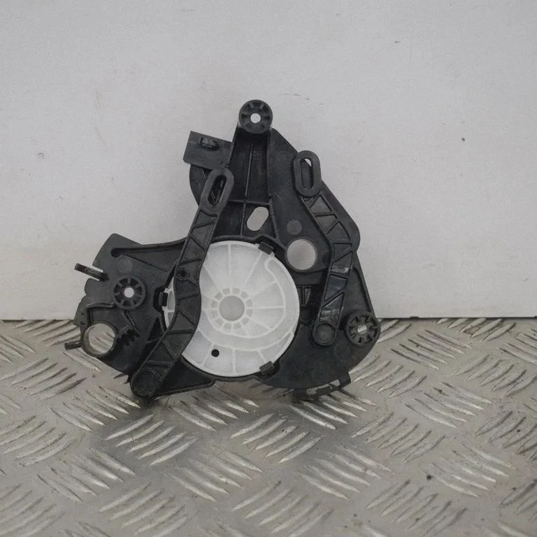 Cita salona detaļa 1012897A00274571