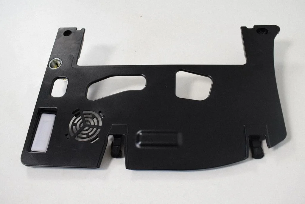Muu salongiosa – BMW X1 F48 F49 (2015-2022)