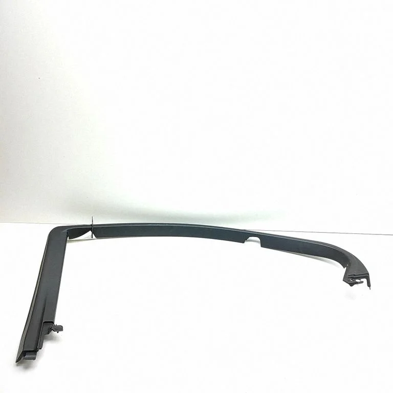 Other exterior part 6767350090 – Lexus LS UCF30 (2001-2007)