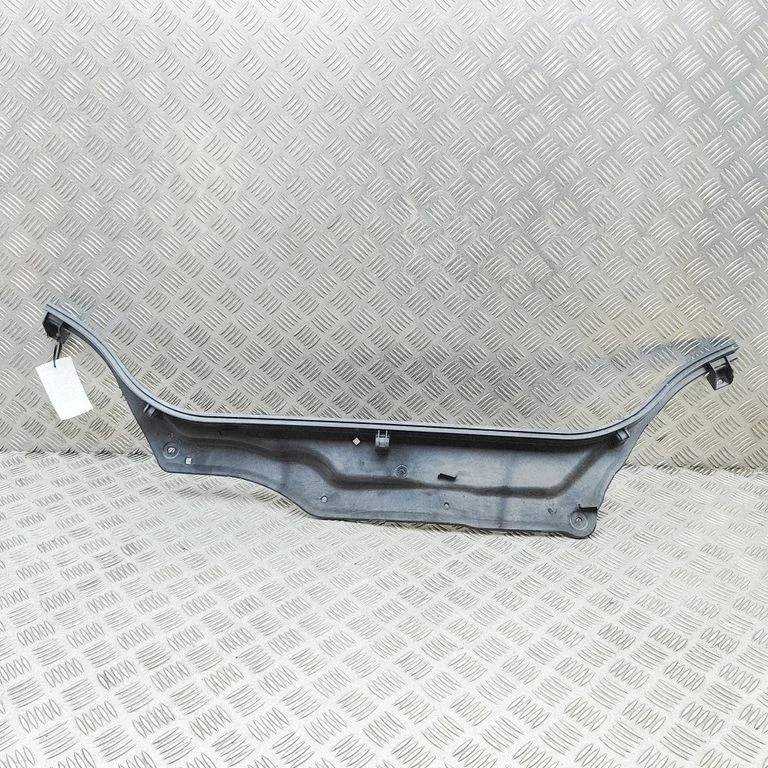 Cita motora nodalījuma detaļa 7394819