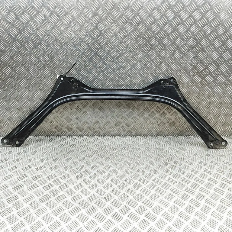 Other engine bay part 7423989