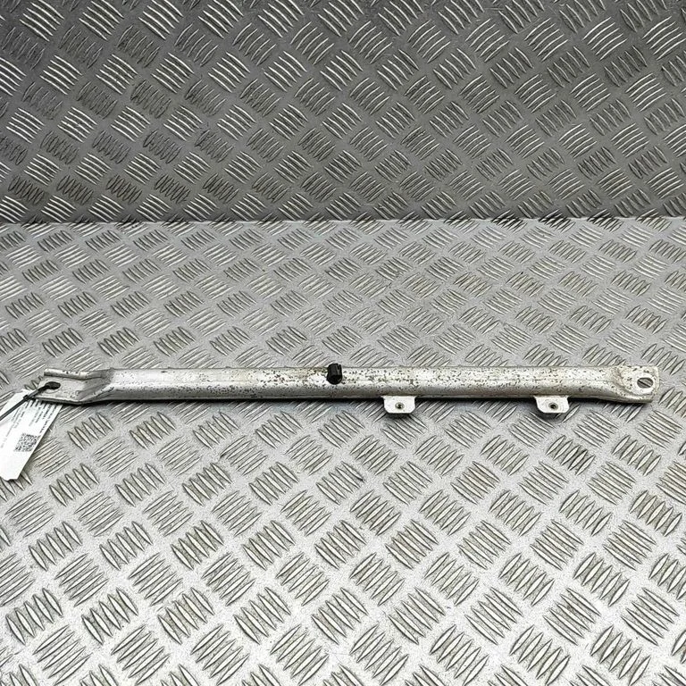 Other engine bay part 7210320