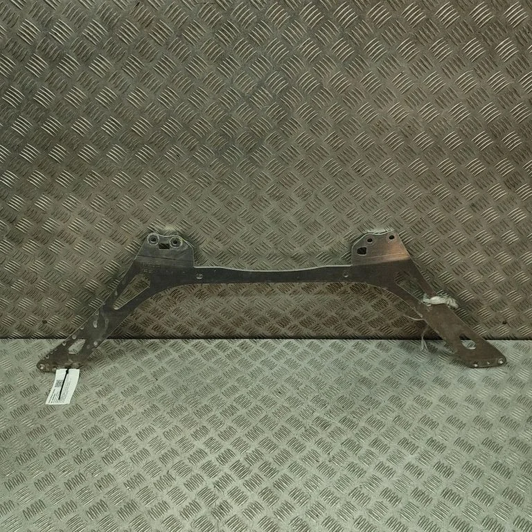 Other engine bay part 8075012