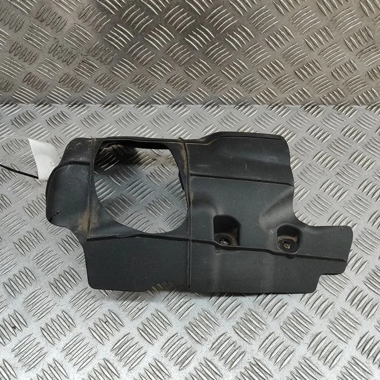 Cita motora nodalījuma detaļa 4M0103925C