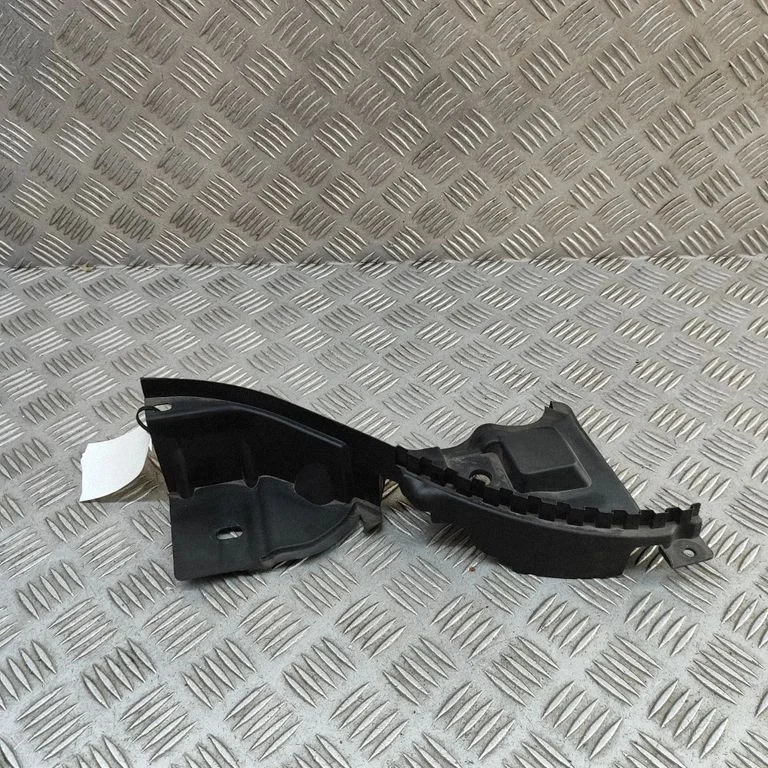Cita motora nodalījuma detaļa 7329401