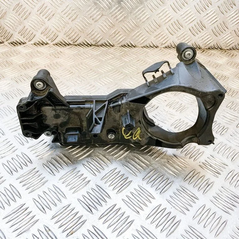 Muu mootoriruumi osa 94611013077