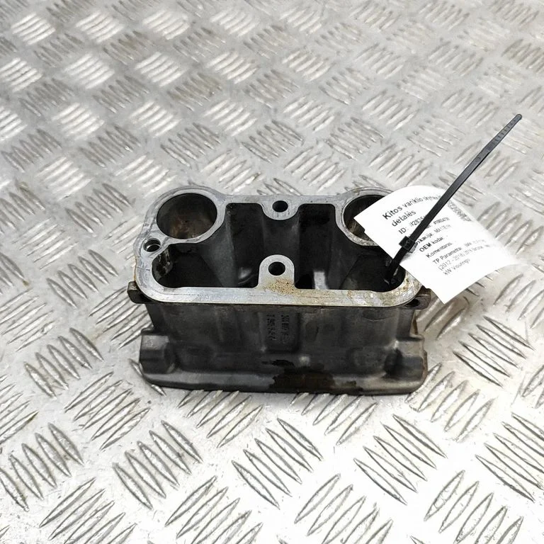 Cita motora nodalījuma detaļa 7595545