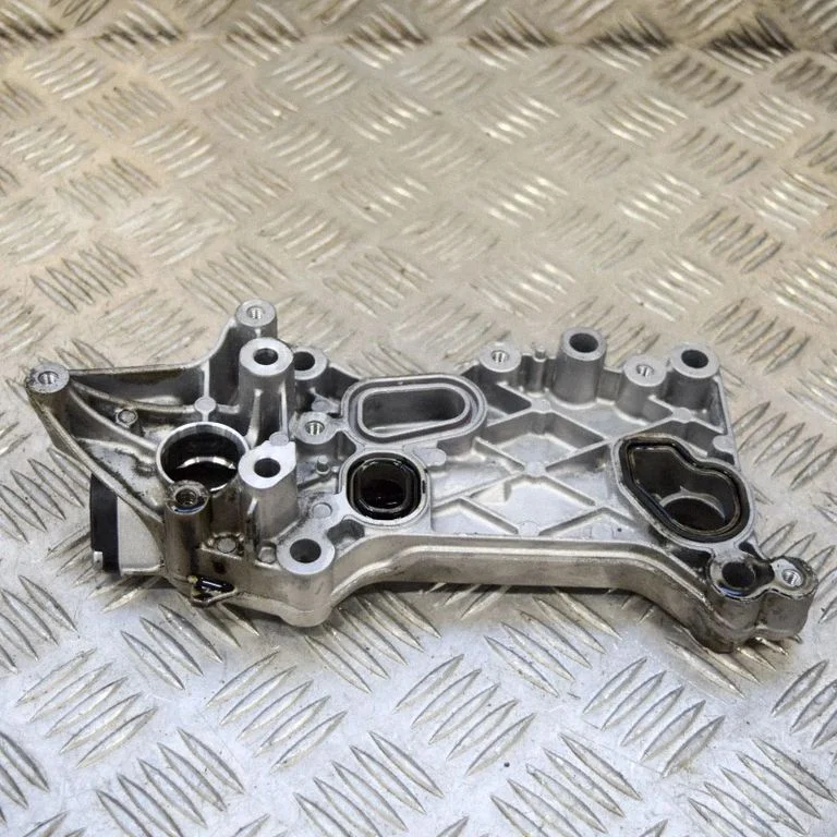 Cita motora nodalījuma detaļa A6511801310
