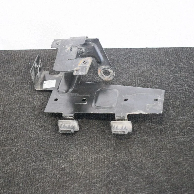 Muu mootoriruumi osa – Volkswagen Amarok (2010-2020)