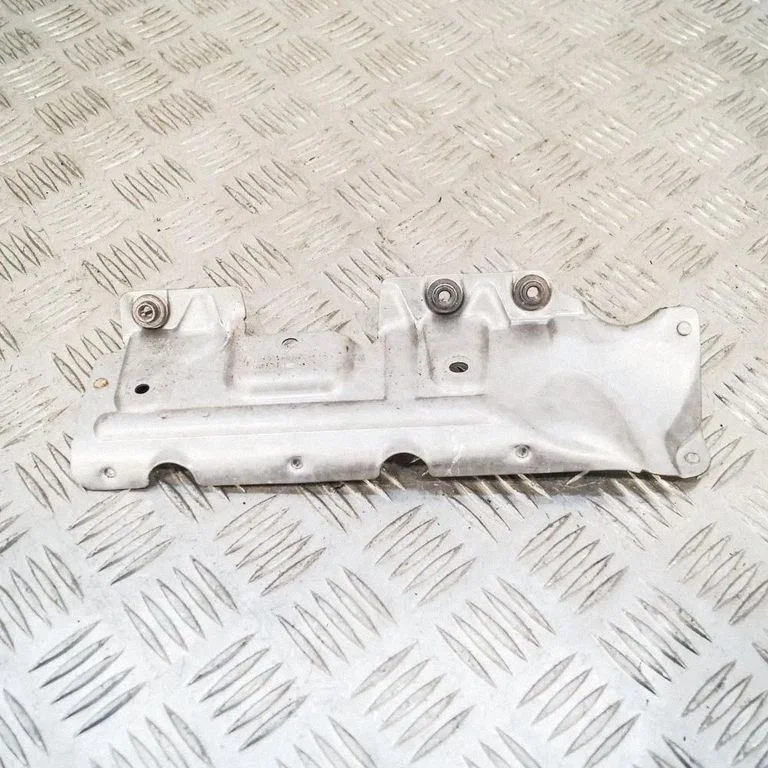Other engine bay part – BMW 6 Series F12 F13 (2010-2018)