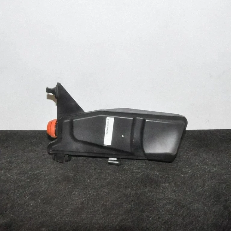 Other engine bay part – BMW 5 Series G30 G31 G38 (2016-)