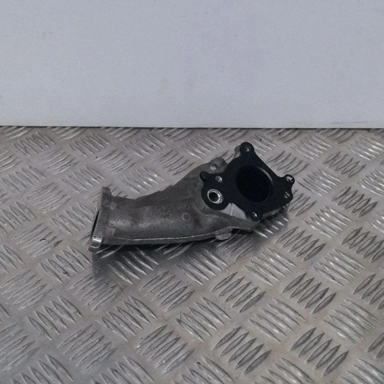 Cita motora nodalījuma detaļa A6511402108