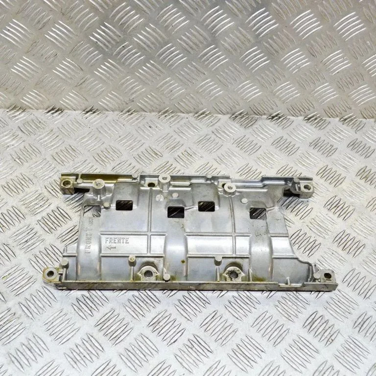 Cita motora nodalījuma detaļa 05184401AG