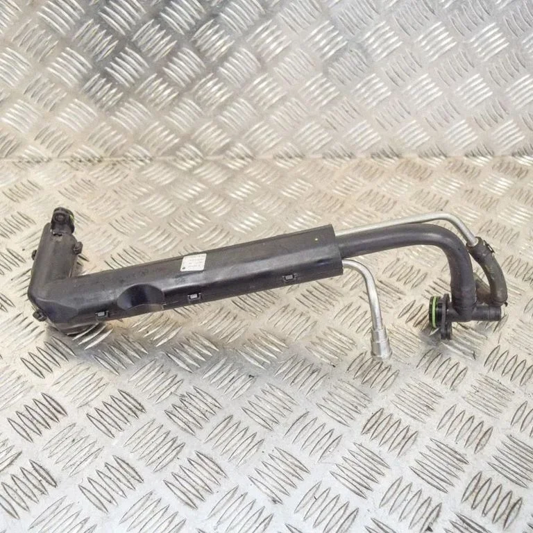 Cita motora nodalījuma detaļa 04E103474T