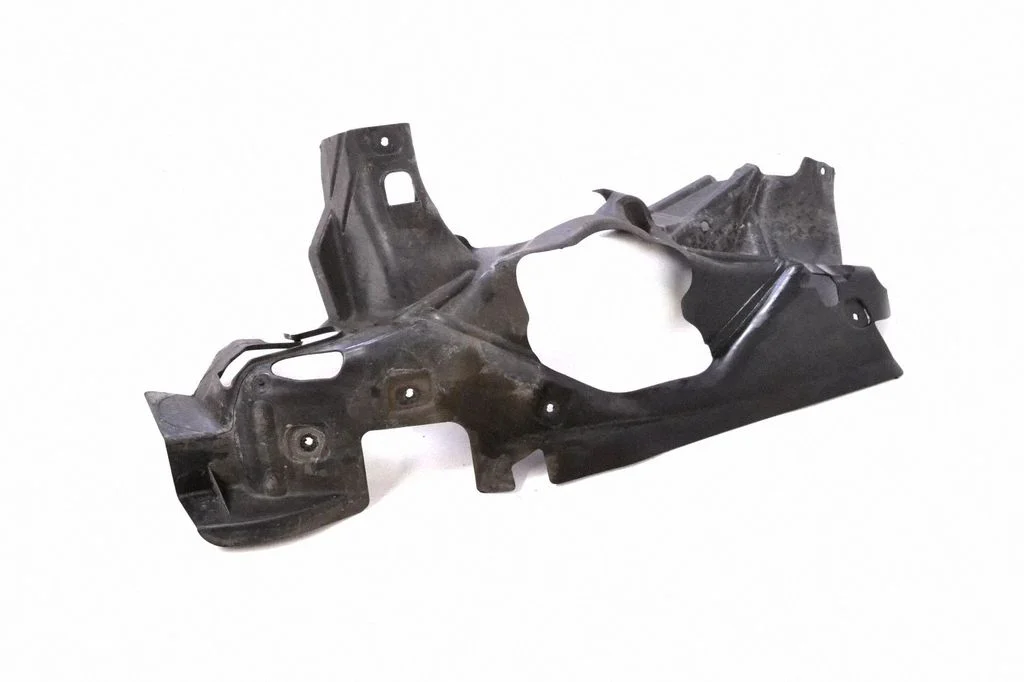 Other engine bay part A2225240225