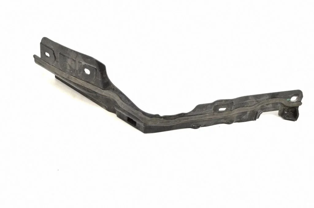 Other engine bay part – BMW 4 Series F32 F33 (2013-2020)