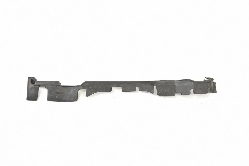 Other engine bay part 81A121331E