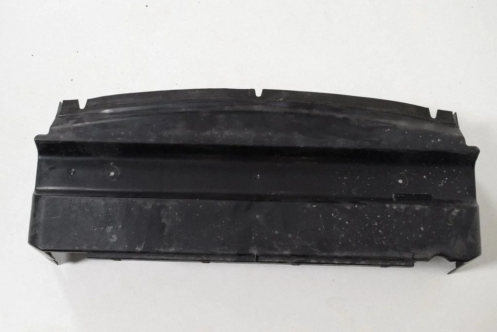 Cita motora nodalījuma detaļa 8X238A095AA