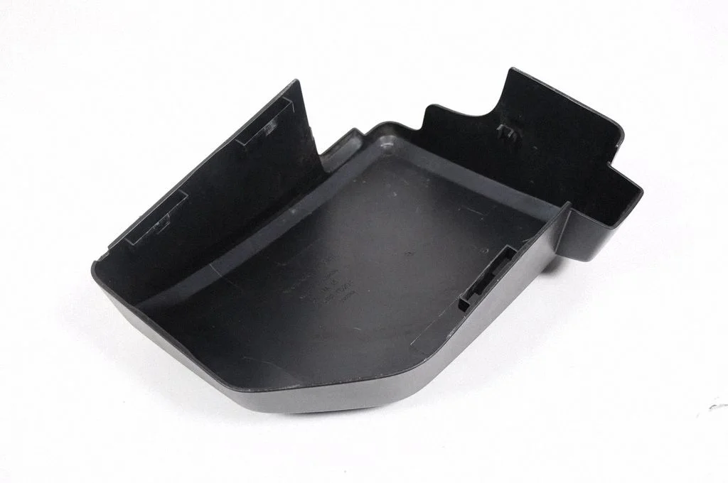 Other engine bay part – Volvo V70 (2005-2008)
