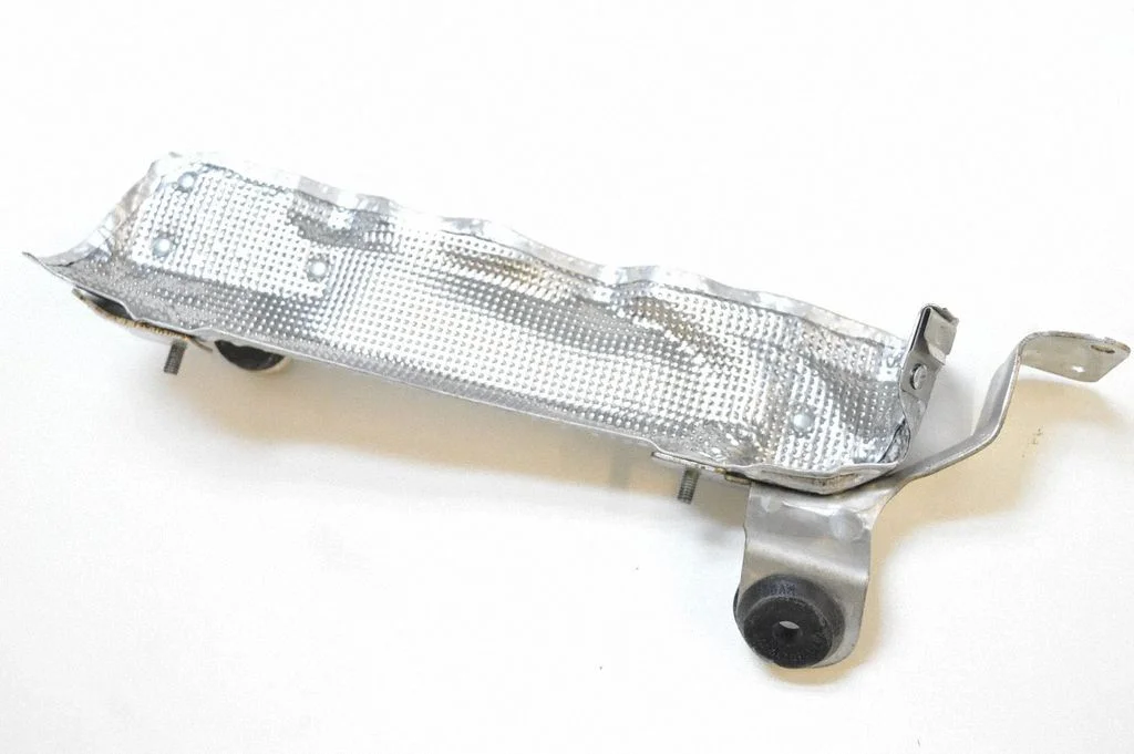 Other engine bay part – Mercedes-Benz E-Class W212 (2009-2016)