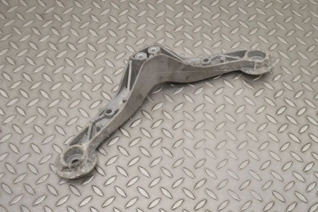 Rear differential/diff mount bracket – BMW Z4 E89 (2009-2017)