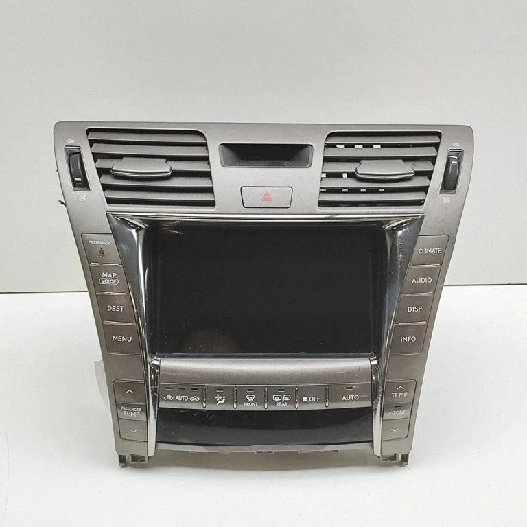 Radio/CD/DVD/GPS head unit 1340003700C101 – Lexus LS UCF30 (2001-2007)