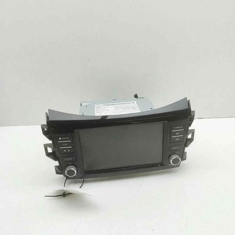 Radio/CD/DVD atskaņotājs/navigācija 259155JU0A