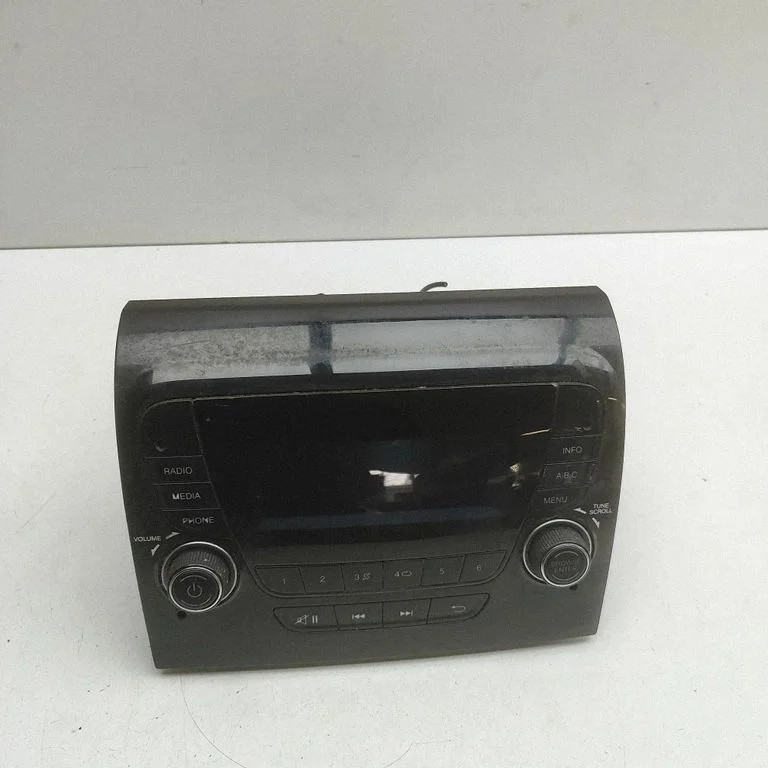 Radio/CD/DVD/GPS head unit – Peugeot Boxer (2015-)