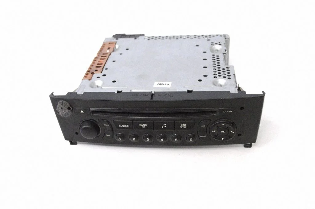 Radio, odtwarzacz CD/DVD, nawigacja 96766653XN