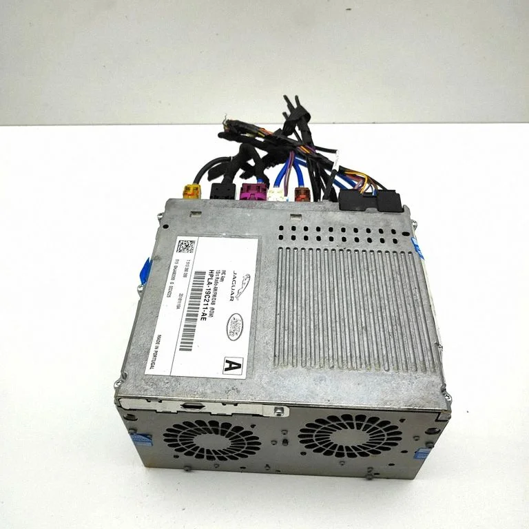 Radio/CD/DVD atskaņotājs/navigācija HPLA19C211AE
