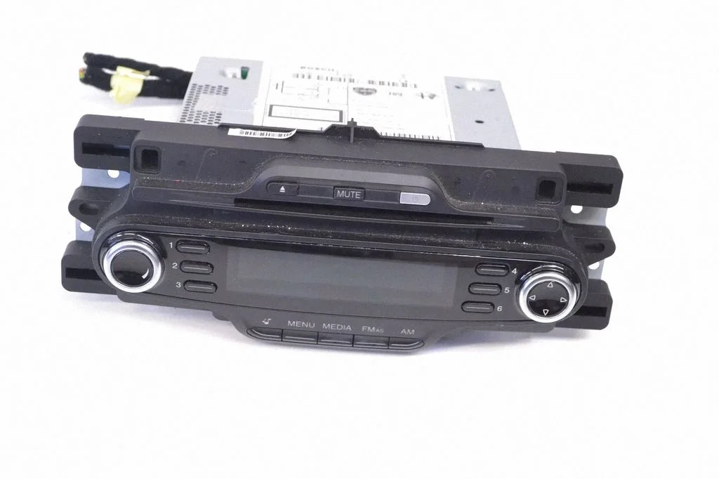 Radio/CD/DVD atskaņotājs/navigācija 7647302316