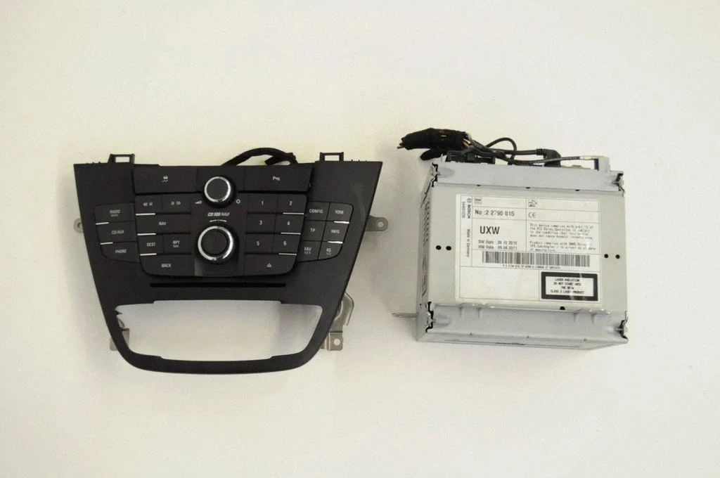 Radio/CD/DVD atskaņotājs/navigācija 13273255
