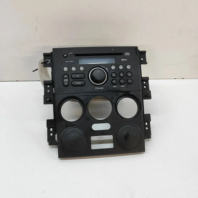 Radio/CD/DVD atskaņotājs/navigācija 3910165JA0