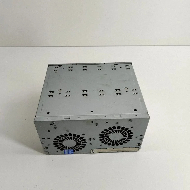Radio/CD/DVD atskaņotājs/navigācija J8A219C211PE