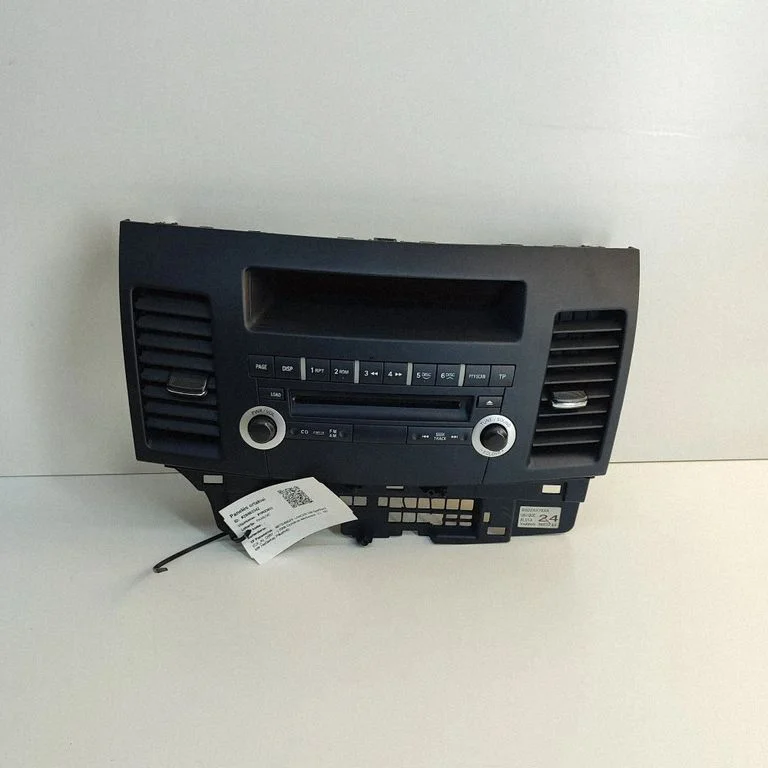 Raadio / CD/DVD-mängija / navigatsioon – Mitsubishi Lancer Evolution X (2008-2014)