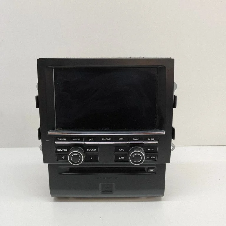 Radio/CD/DVD/GPS head unit – Porsche Macan (95B) (2014-2018)