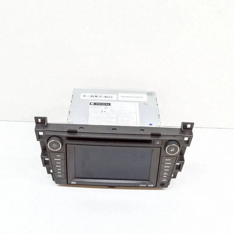 Radio/CD/DVD atskaņotājs/navigācija CQUG8671X