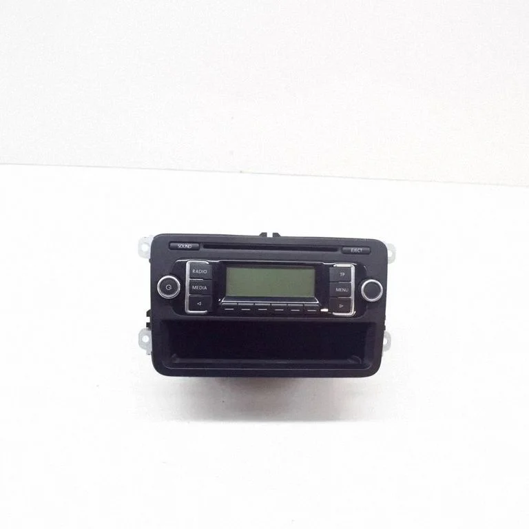 Radio/CD/DVD atskaņotājs/navigācija CQJV1872G
