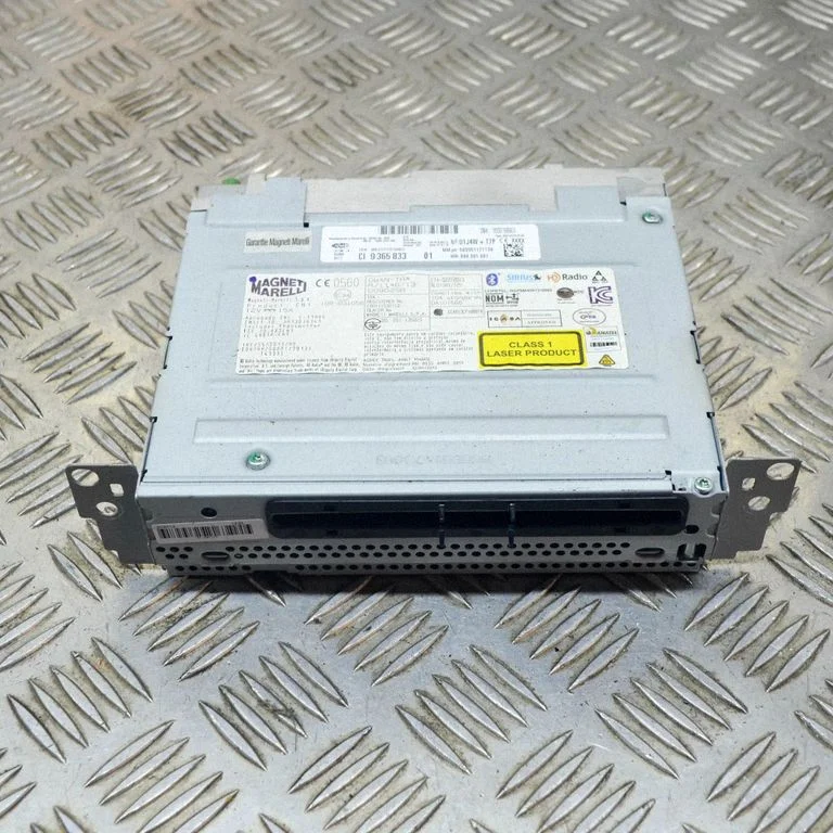 Radio/CD/DVD atskaņotājs/navigācija – BMW 4. sērija F32 F33 (2013-2020)