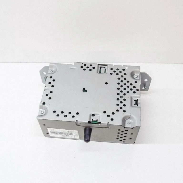 Radio/CD/DVD atskaņotājs/navigācija XXXX18C815XX
