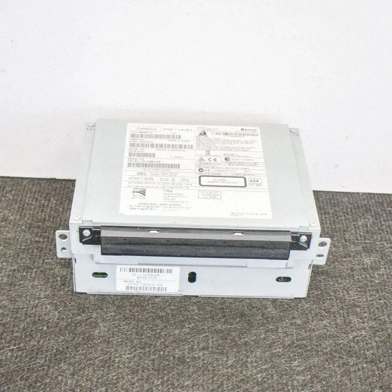 Radio/CD/DVD atskaņotājs/navigācija CF6N18C815AA