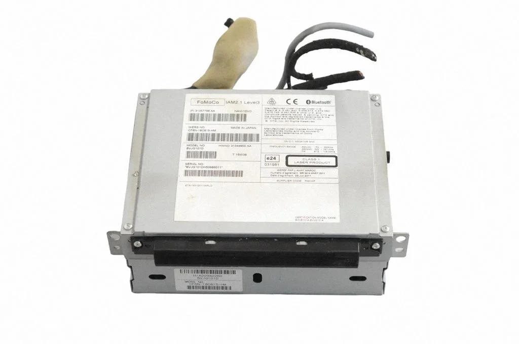 Raadio / CD/DVD-mängija / navigatsioon CF6N18C815HM