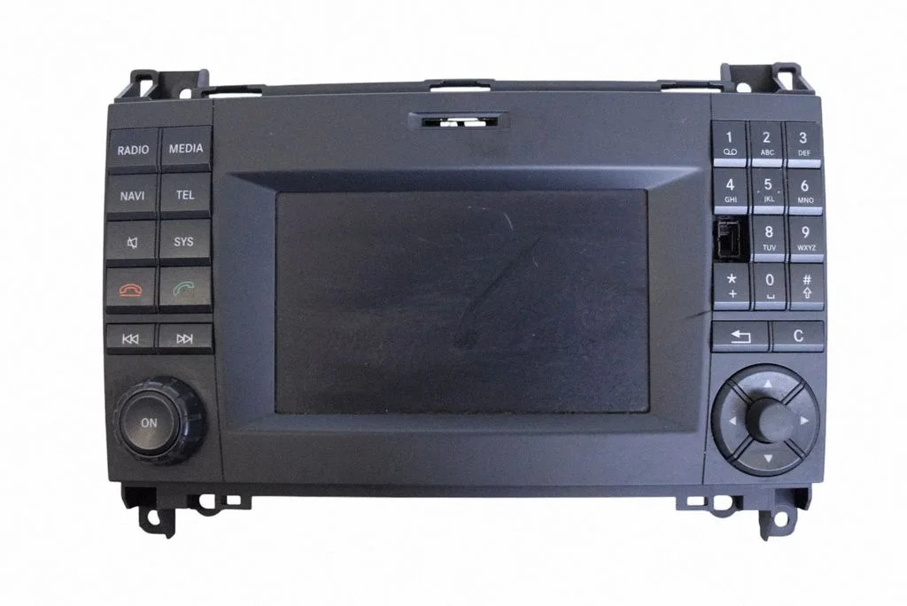 Radio/CD/DVD atskaņotājs/navigācija A9069016501