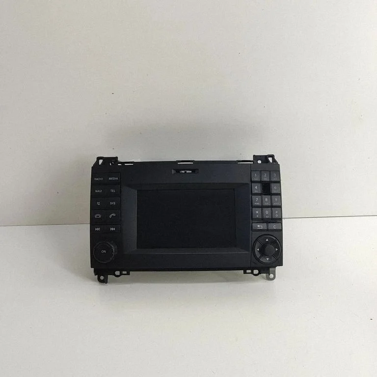 Radio/CD/DVD atskaņotājs/navigācija A4479009005