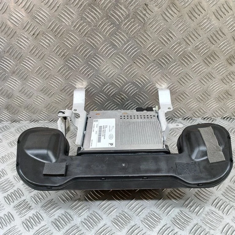Radio/CD/DVD atskaņotājs/navigācija KW9319C211PK