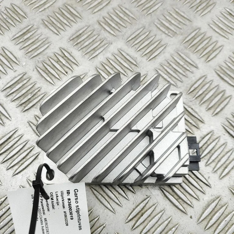 Skaņas pastiprinātājs A1779050403