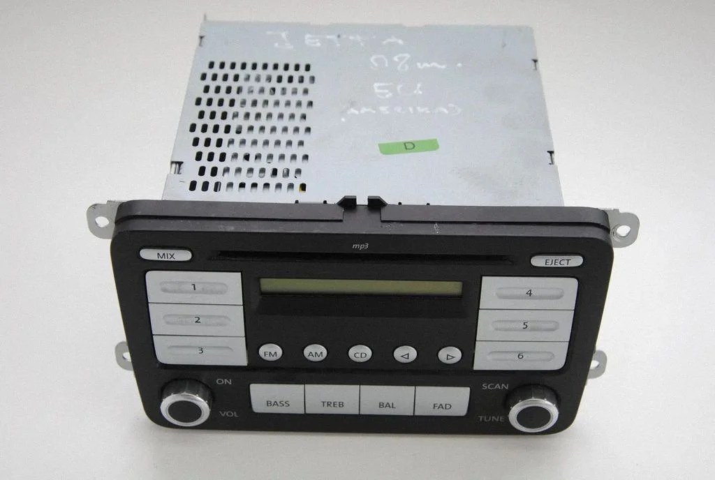 Radio/CD/DVD atskaņotājs/navigācija 1K0035161D