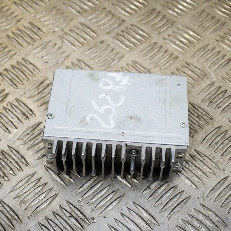 Skaņas pastiprinātājs 1460012370B101