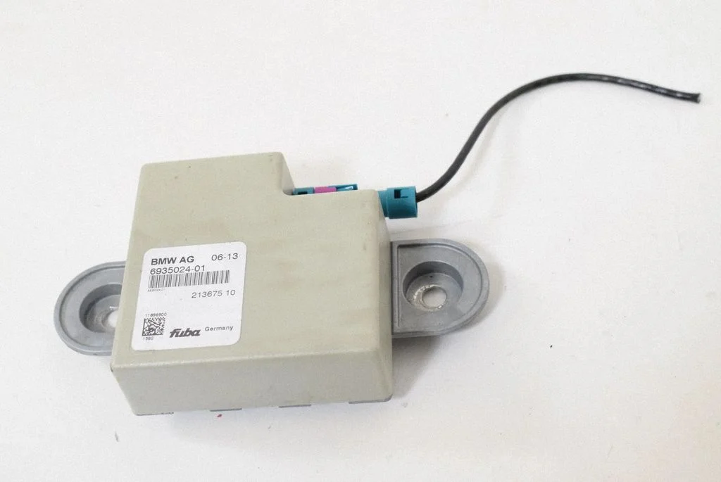 Antenas pastiprinātājs 6935024